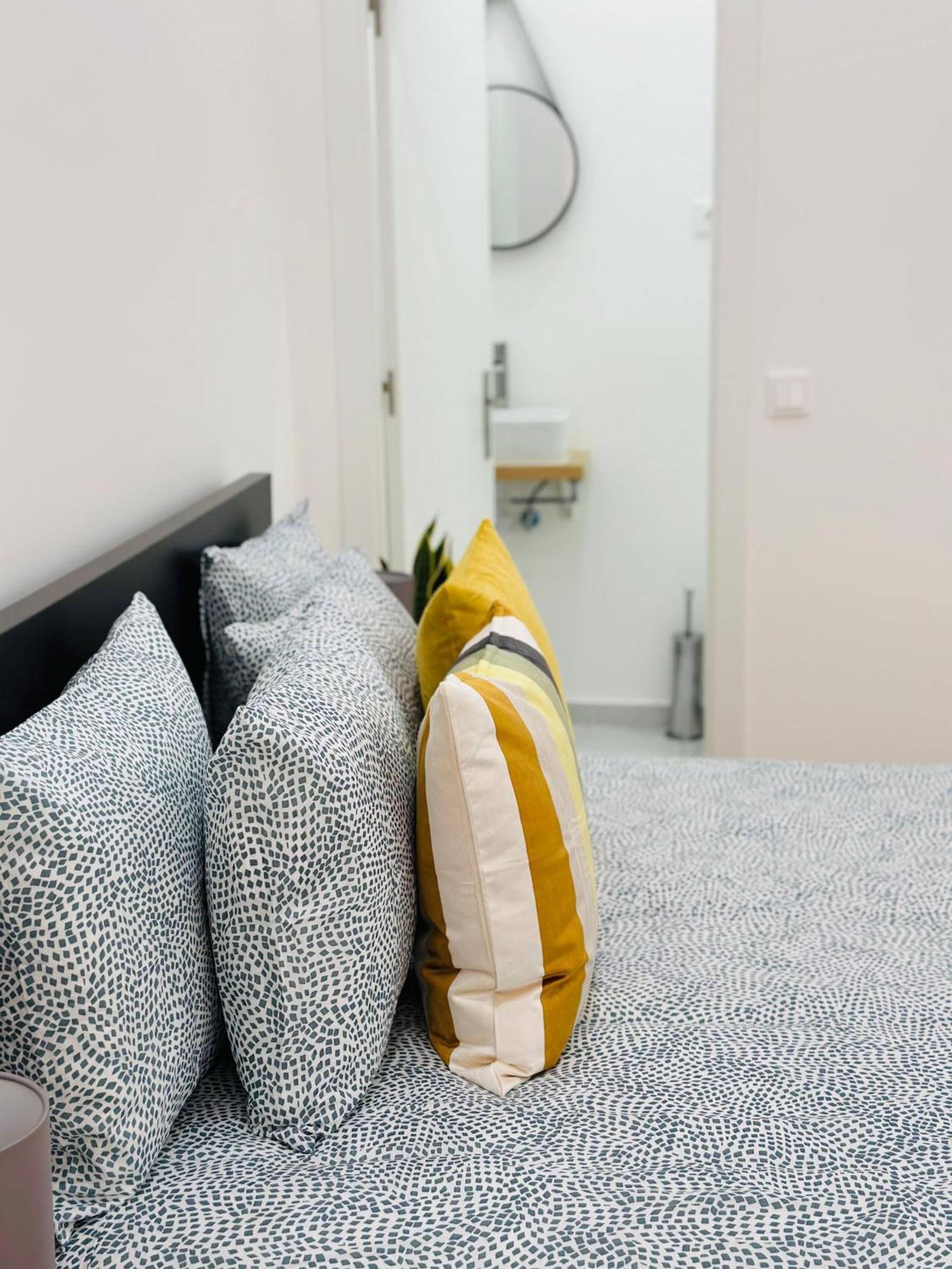 Baixa Chiado Bedrooms Lisbon Luaran gambar
